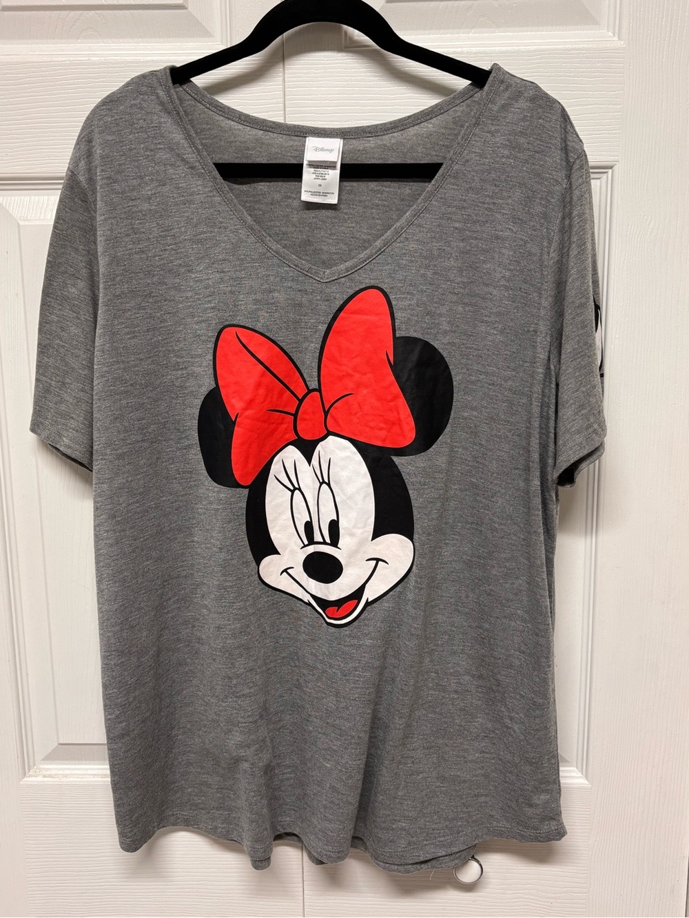 Disney Gray V-Neck Tee with Minnie Mouse and Red Bow 2XL